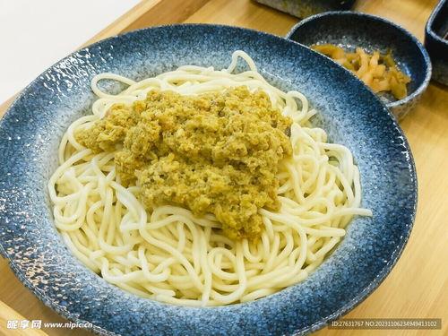 蟹黄拌面爆料配方窍门视频,揭秘视频中的烹饪窍门